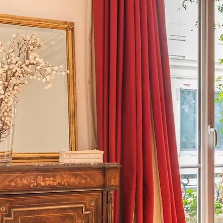 Historic Marais Montorgueil París