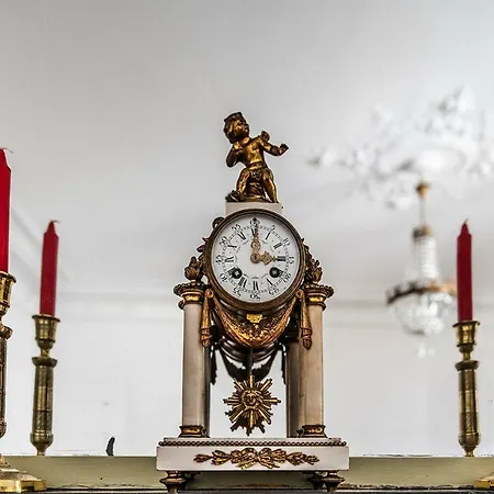 巴黎古马雷斯蒙特吉尔酒店 公寓