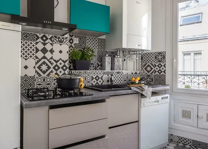 公寓 巴黎古马雷斯蒙特吉尔酒店 *