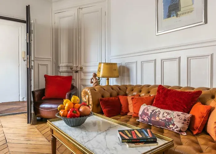 巴黎古马雷斯蒙特吉尔酒店 公寓