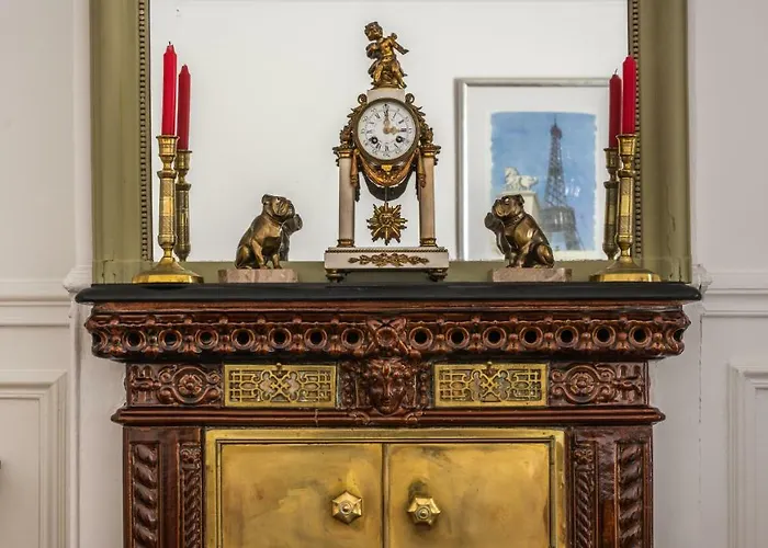 巴黎古马雷斯蒙特吉尔酒店 * 巴黎