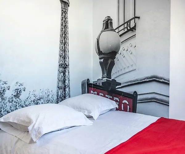 公寓 巴黎古马雷斯蒙特吉尔酒店 *