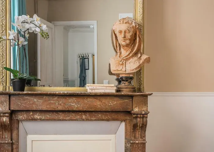 巴黎古马雷斯蒙特吉尔酒店 公寓