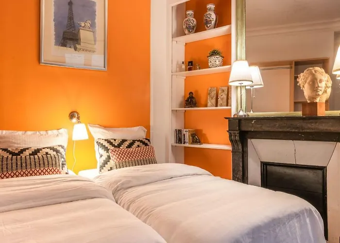 巴黎古马雷斯蒙特吉尔酒店 * 巴黎